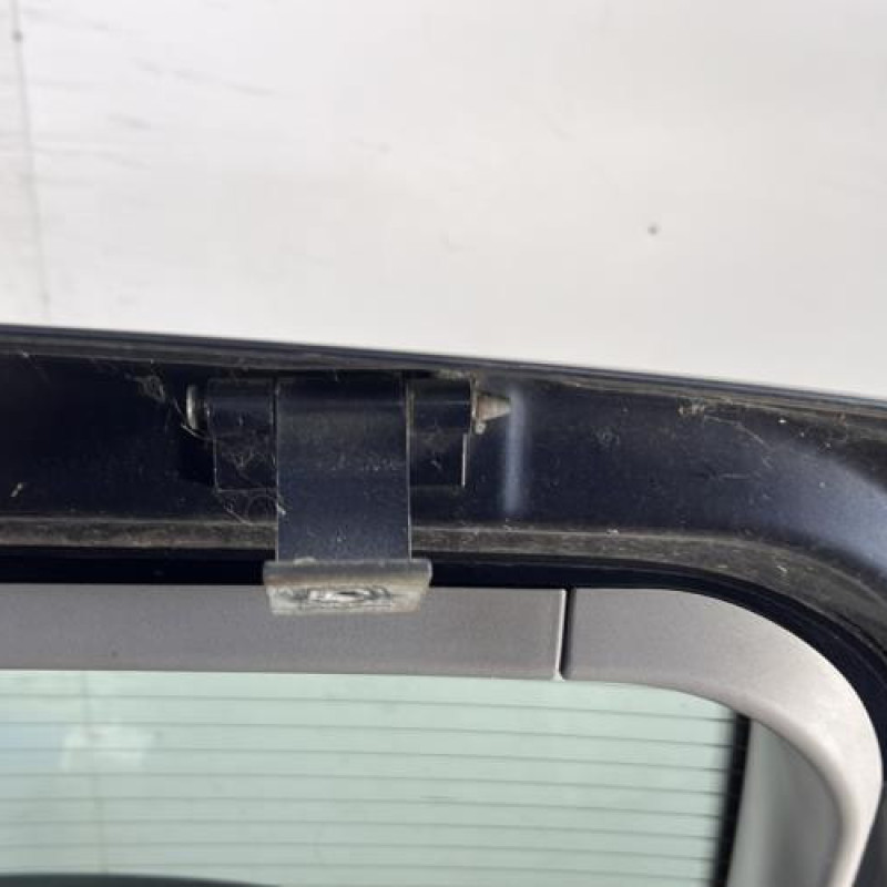 Malle/Hayon arriere OPEL ZAFIRA B Photo n°10
