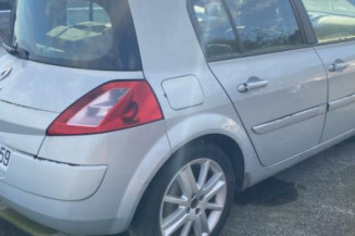 Aile avant gauche RENAULT MEGANE 2