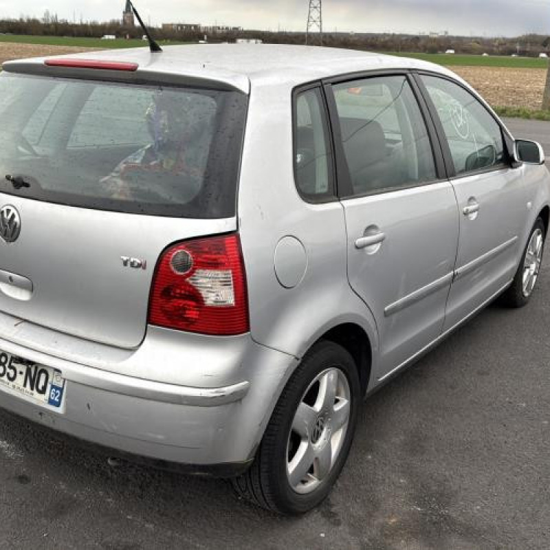 Pare choc avant VOLKSWAGEN POLO 4 Photo n°9