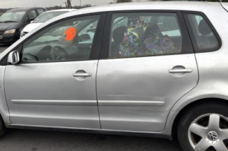 Pare choc avant VOLKSWAGEN POLO 4