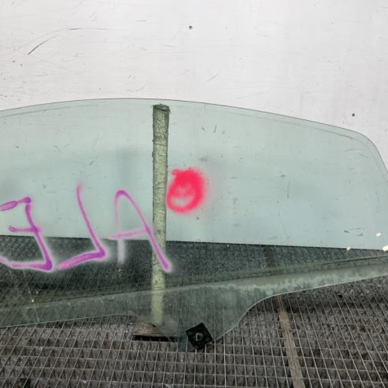 Vitre avant gauche FIAT GRANDE PUNTO Photo n°5