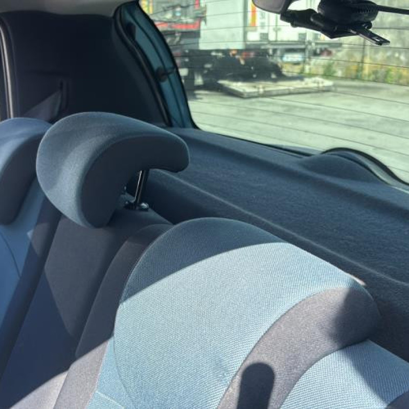 Ceinture arriere gauche RENAULT CLIO 2 Photo n°11