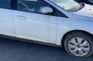 Pare choc arriere FORD FOCUS 3