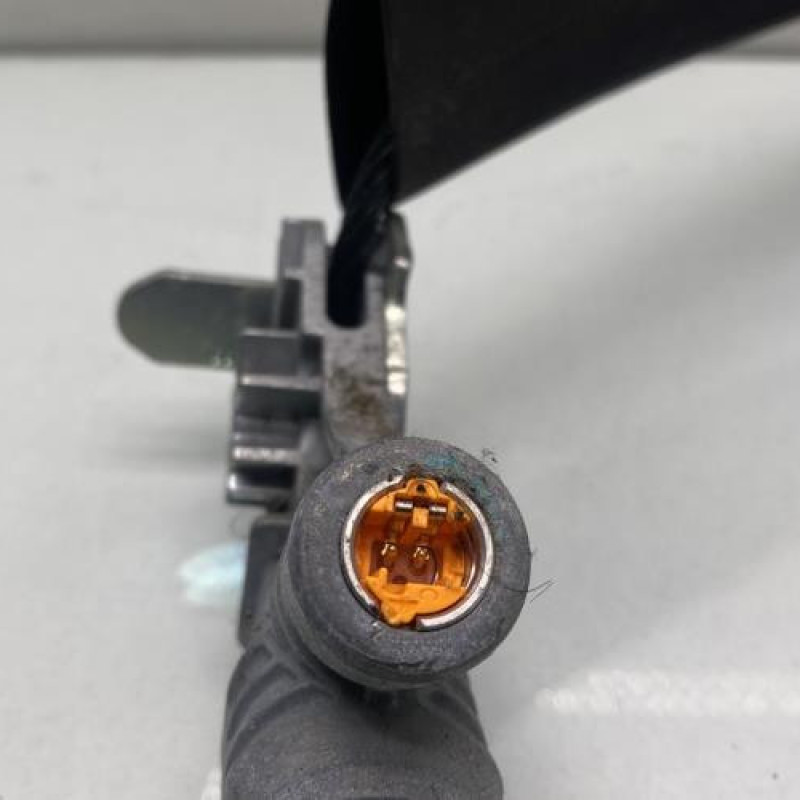Pretensionneur de ceinture avant droit CITROEN C3 PICASSO Photo n°3