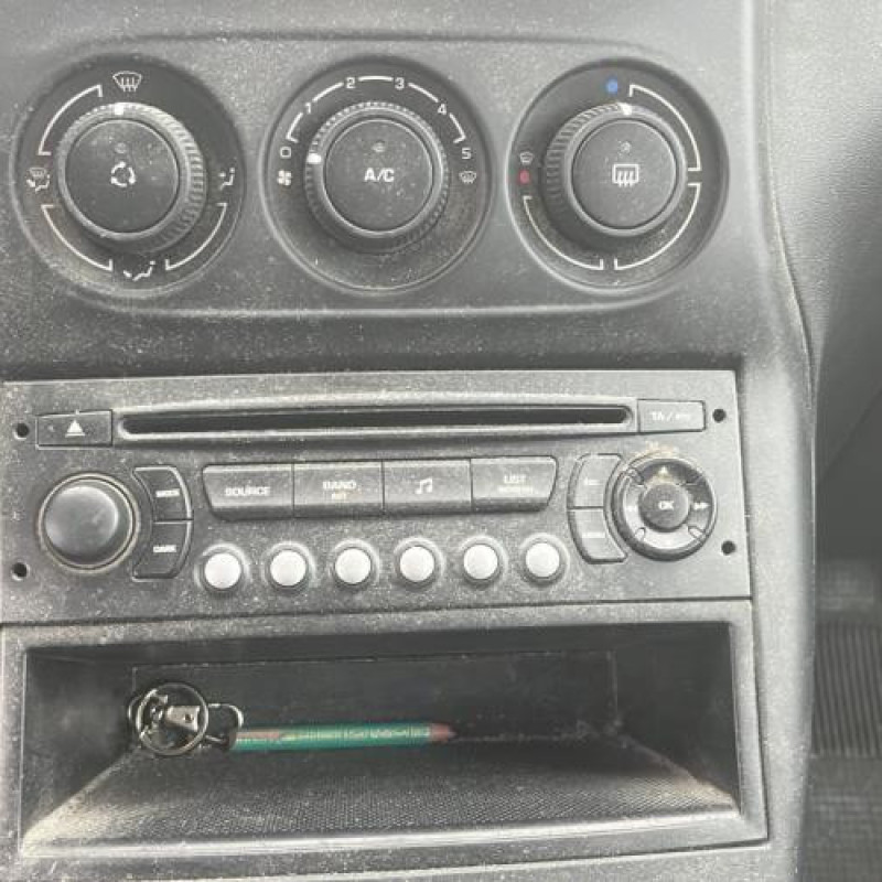 Pretensionneur de ceinture avant droit CITROEN C3 PICASSO Photo n°8