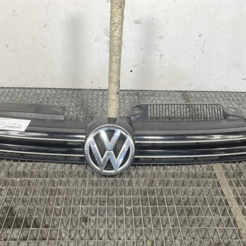 Calandre VOLKSWAGEN GOLF 6 Photo n°1