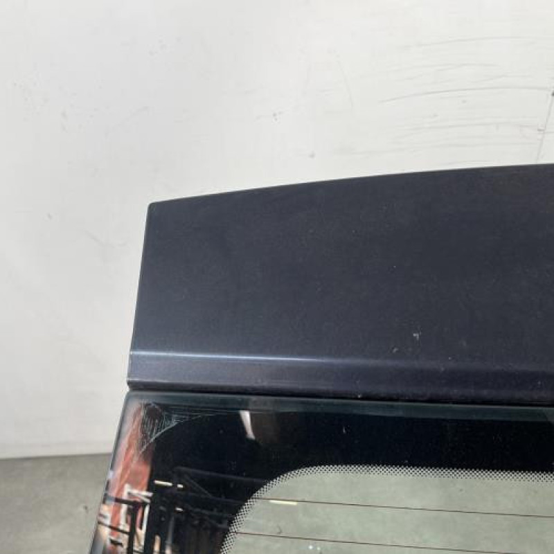 Malle/Hayon arriere OPEL CORSA C Photo n°2