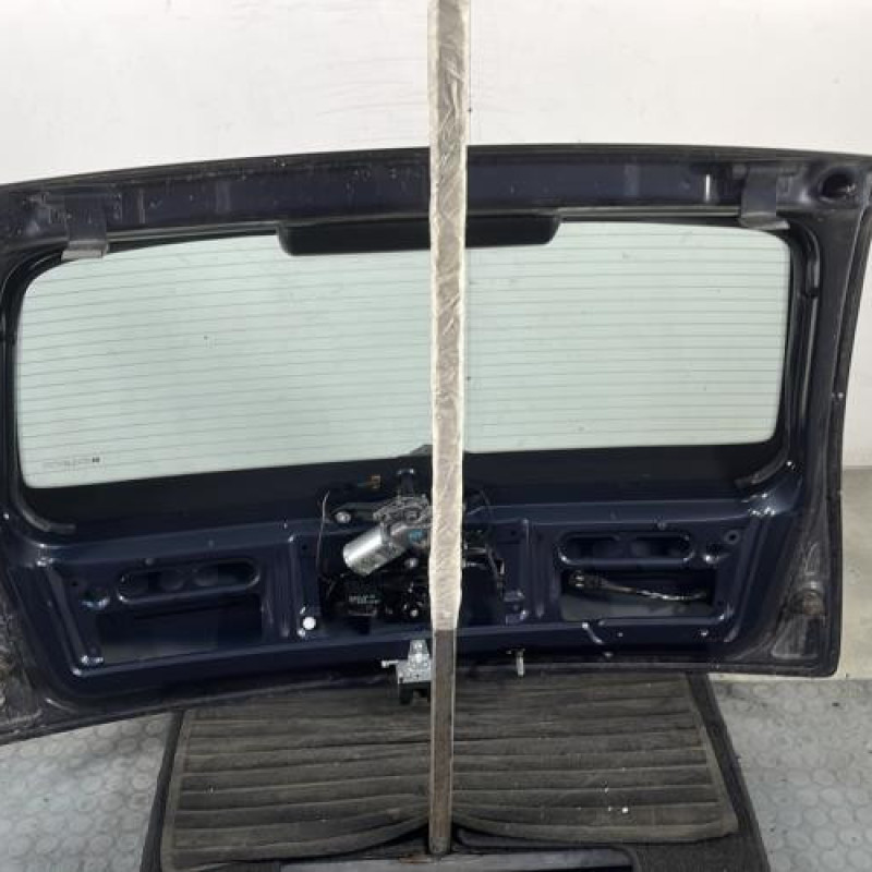 Malle/Hayon arriere OPEL CORSA C Photo n°11