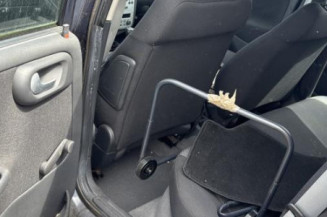 Pare choc avant OPEL CORSA C