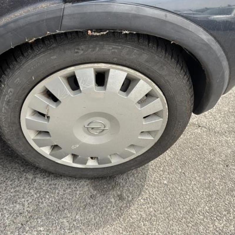 Pare choc avant OPEL CORSA C Photo n°20