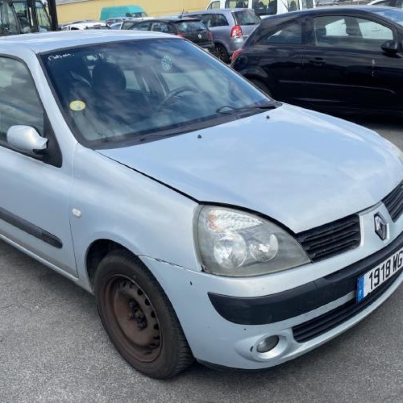 Aile avant gauche RENAULT CLIO 2 Photo n°6