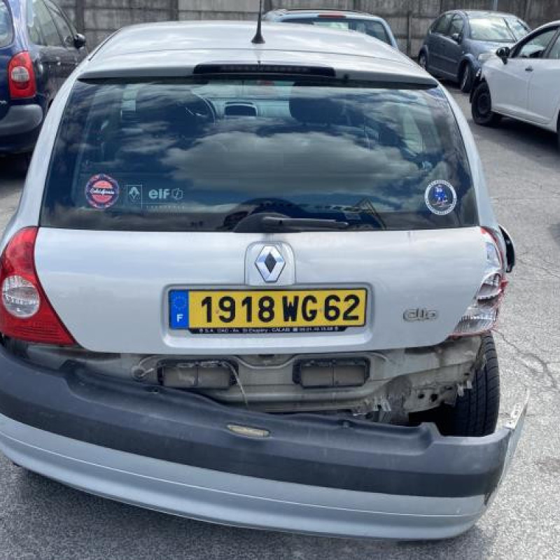 Aile avant gauche RENAULT CLIO 2 Photo n°9