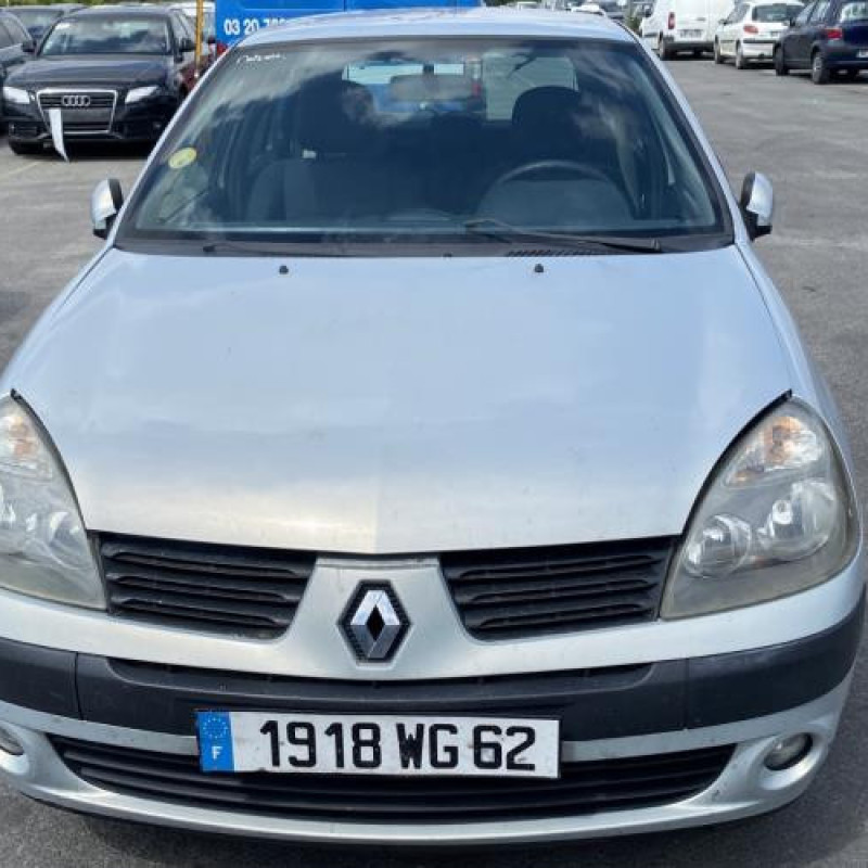 Aile avant gauche RENAULT CLIO 2 Photo n°12