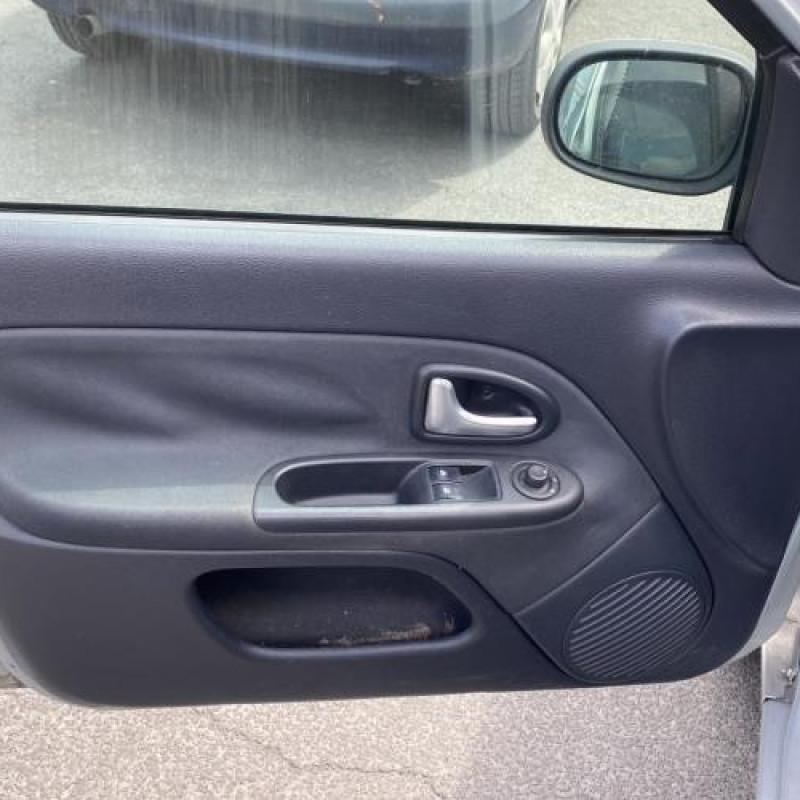 Aile avant gauche RENAULT CLIO 2 Photo n°13