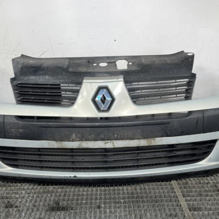 Pare choc avant RENAULT CLIO 2 Photo n°1
