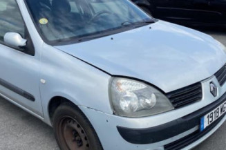 Pare choc avant RENAULT CLIO 2