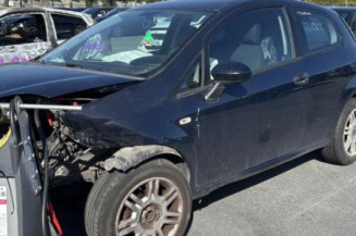 Vitre avant gauche FIAT PUNTO EVO 3