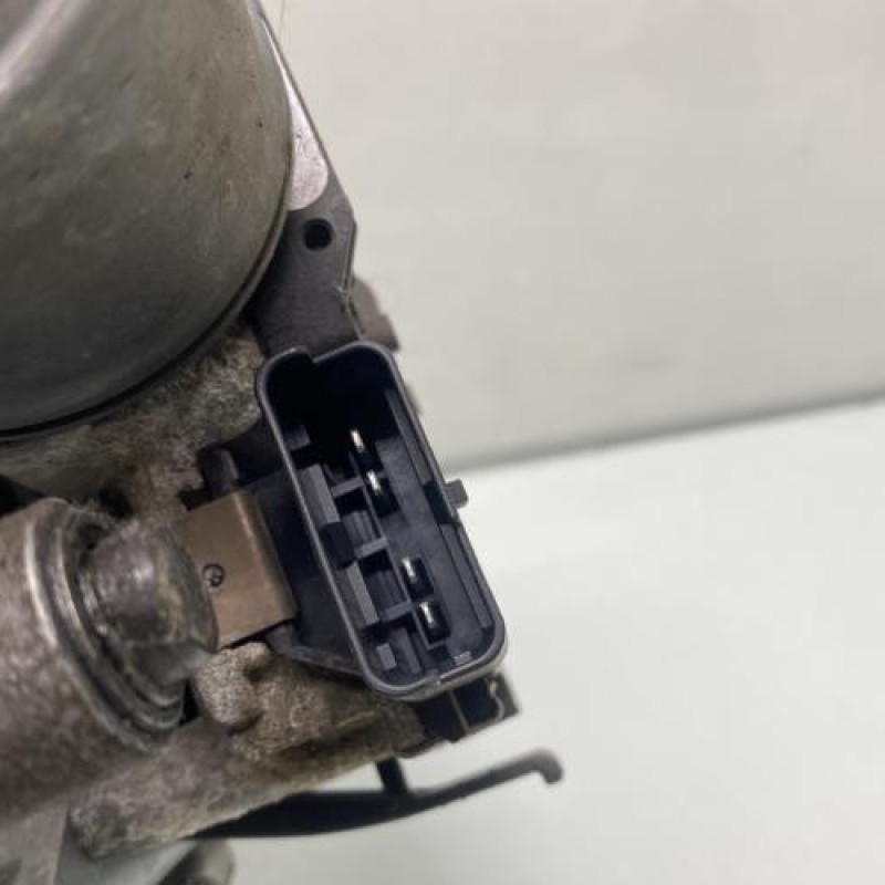 Moteur essuie glace avant gauche PEUGEOT 508 1 SW Photo n°4