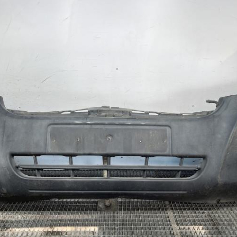 Pare choc avant RENAULT MASTER 3 Photo n°1