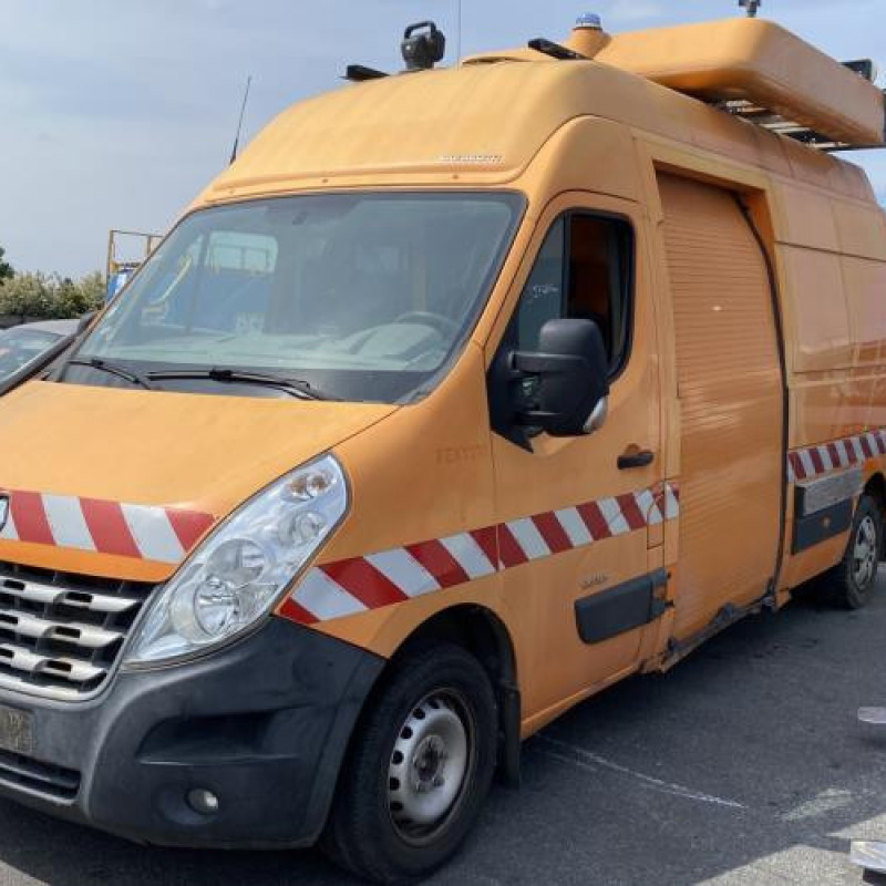 Pare choc avant RENAULT MASTER 3 Photo n°18
