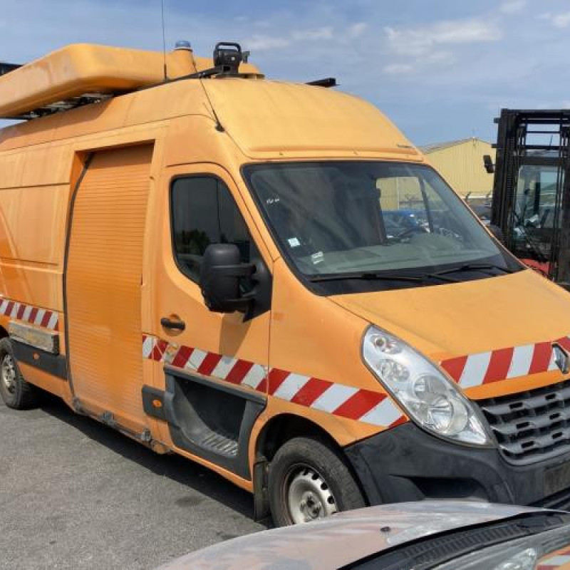 Pare choc avant RENAULT MASTER 3 Photo n°19