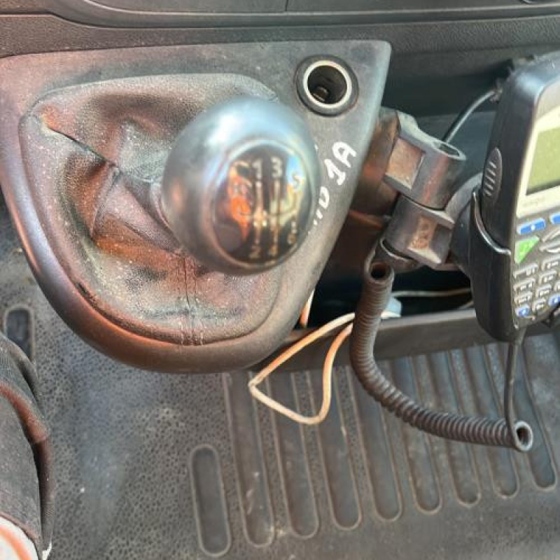 Porte avant gauche RENAULT MASTER 3 Photo n°14