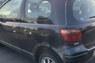 Aile avant gauche TOYOTA YARIS 1
