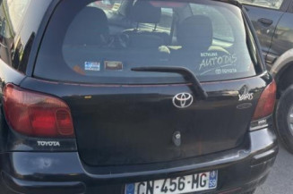 Aile avant gauche TOYOTA YARIS 1
