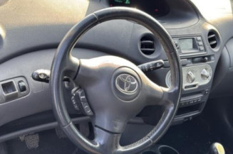 Aile avant gauche TOYOTA YARIS 1