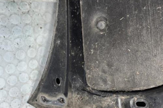 Capot TOYOTA YARIS 1
