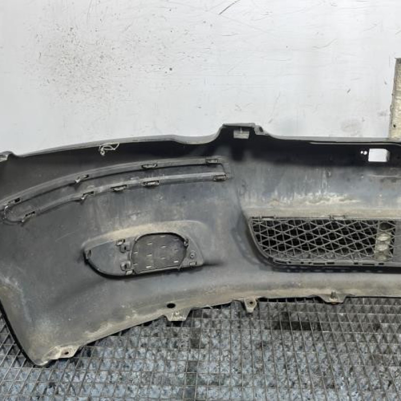Pare choc avant TOYOTA YARIS 1 Photo n°6