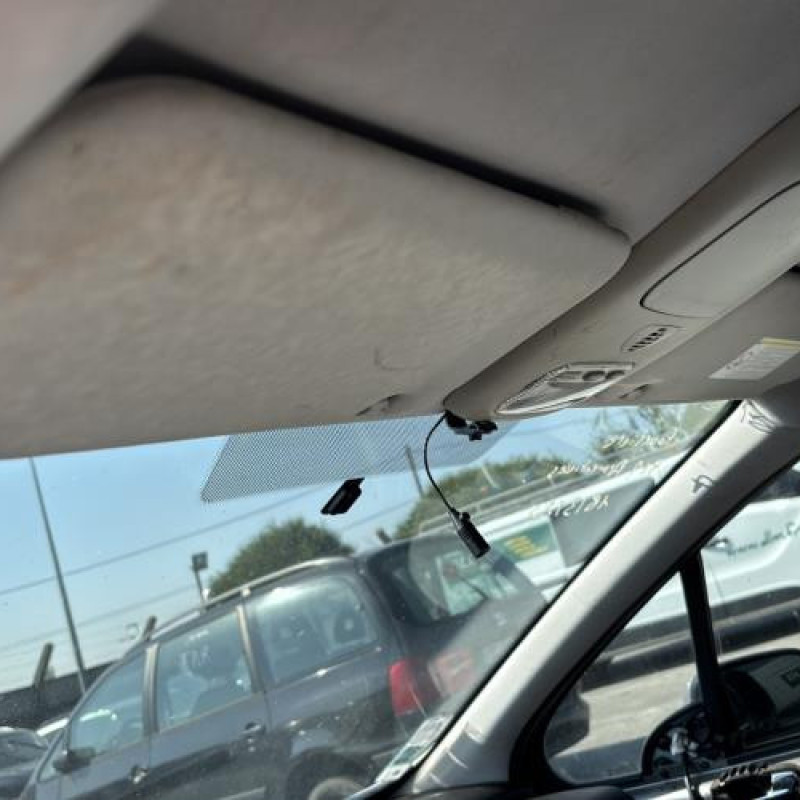 Aile avant droit PEUGEOT 307 Photo n°16