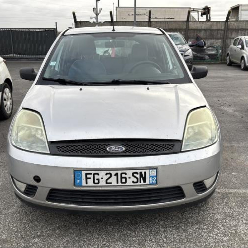 Volant FORD FIESTA 5 Photo n°8