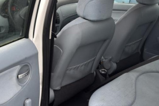 Aile avant droit CITROEN C3 1