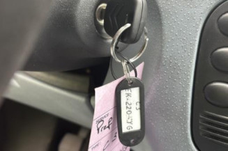 Aile avant droit CITROEN C3 1