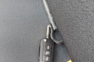 Aile avant gauche PEUGEOT 208 1