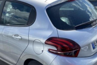 Aile avant gauche PEUGEOT 208 1