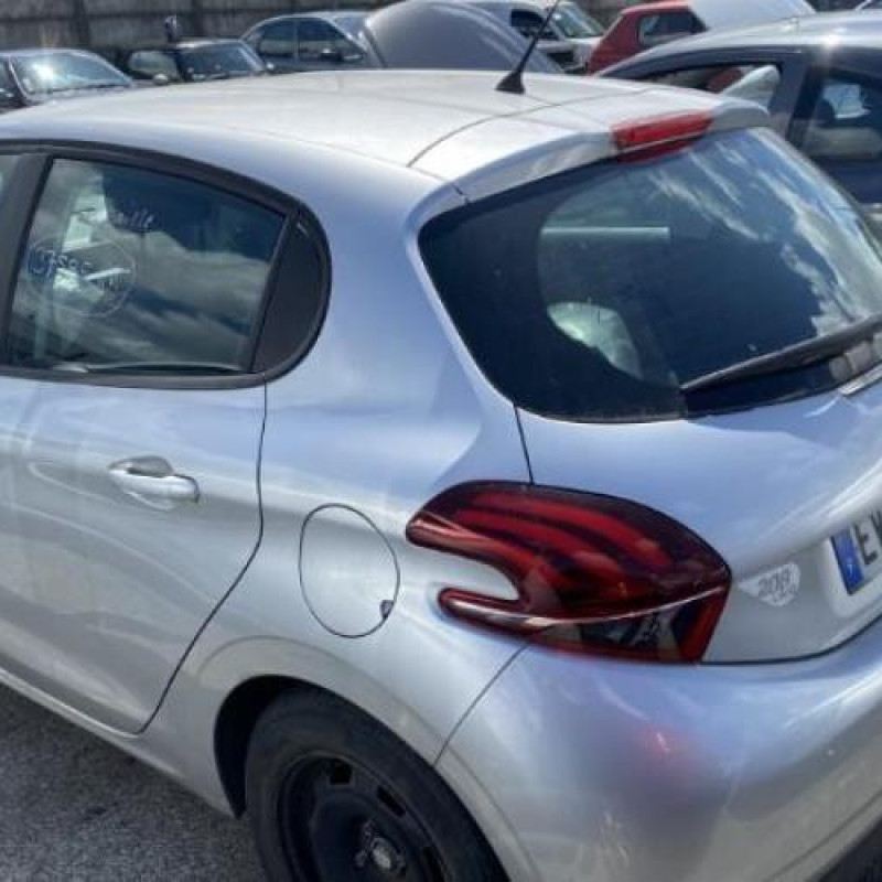Aile avant gauche PEUGEOT 208 1 Photo n°15