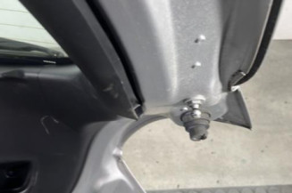 Malle/Hayon arriere PEUGEOT 208 1