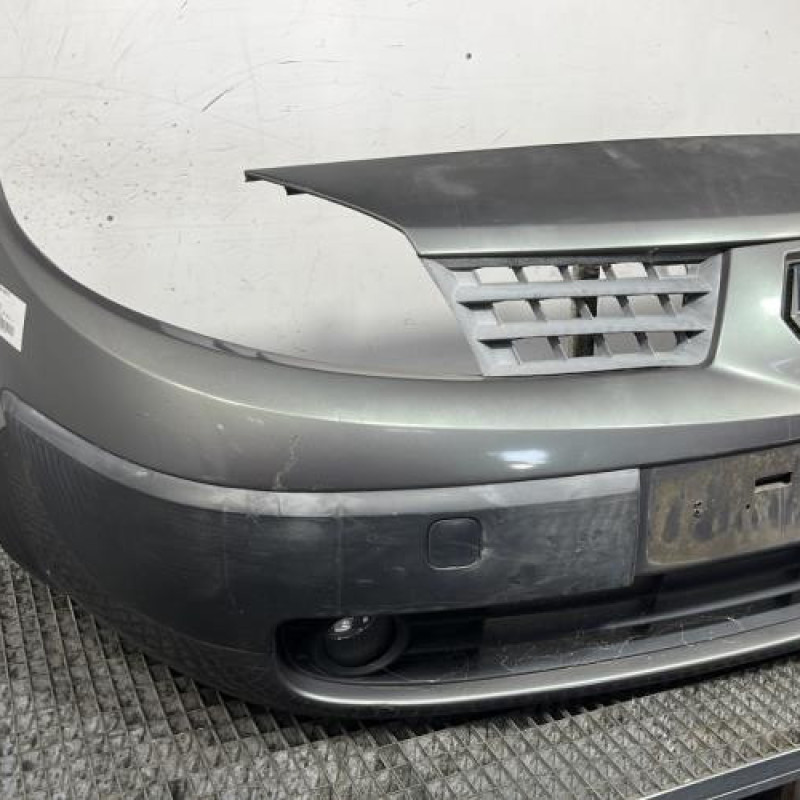 Pare choc avant RENAULT SCENIC 2 Photo n°2