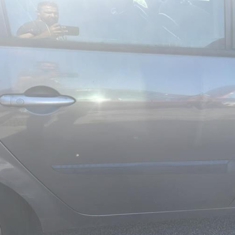Pare choc avant RENAULT SCENIC 2 Photo n°9