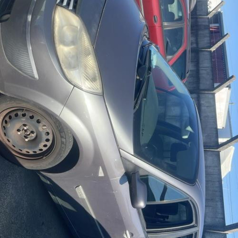 Pare choc avant RENAULT SCENIC 2 Photo n°12