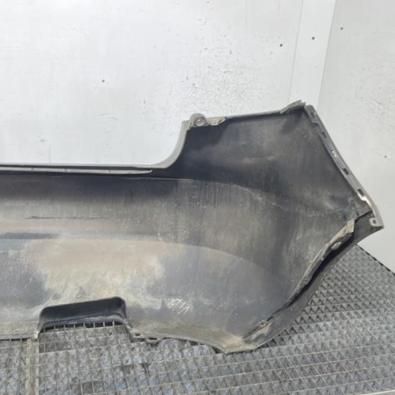Pare choc arriere SKODA FABIA 2 Photo n°4