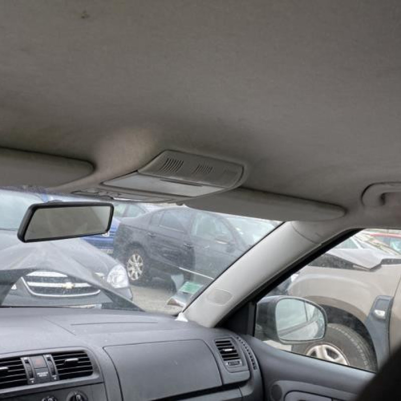 Pare choc arriere SKODA FABIA 2 Photo n°20