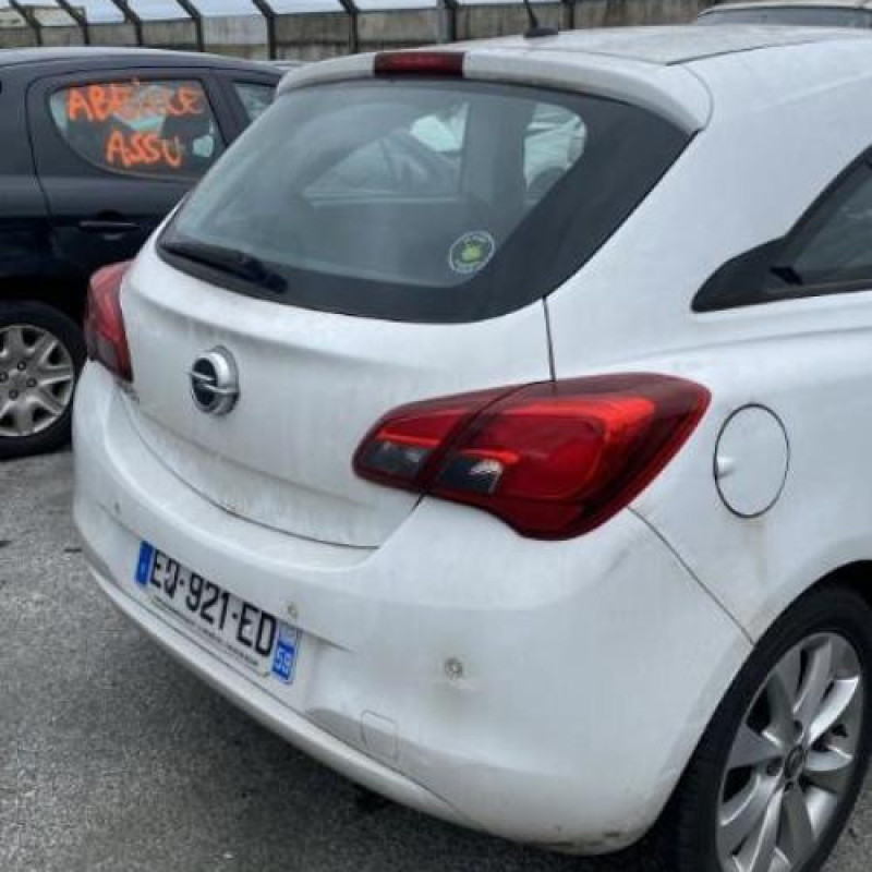 Pare boue arriere droit OPEL CORSA E Photo n°5