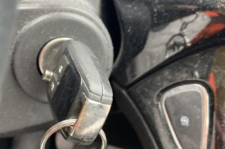 Pare boue arriere droit OPEL CORSA E