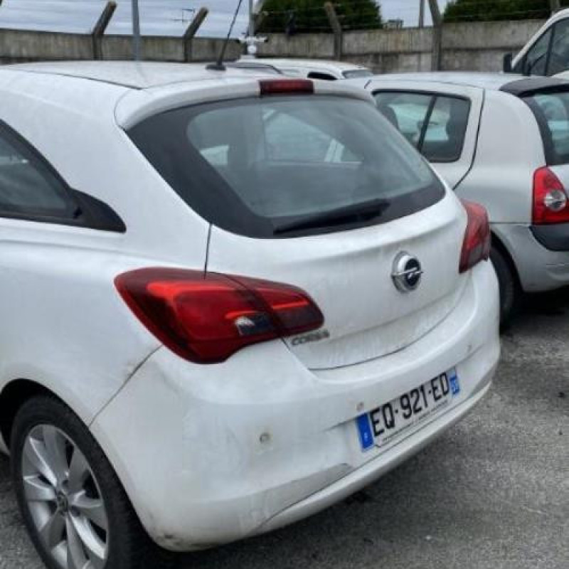 Pare boue arriere droit OPEL CORSA E Photo n°7