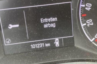 Pare boue arriere droit OPEL CORSA E