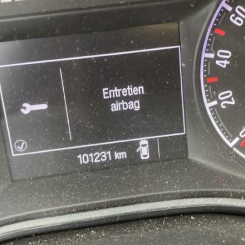 Pare boue arriere droit OPEL CORSA E Photo n°8