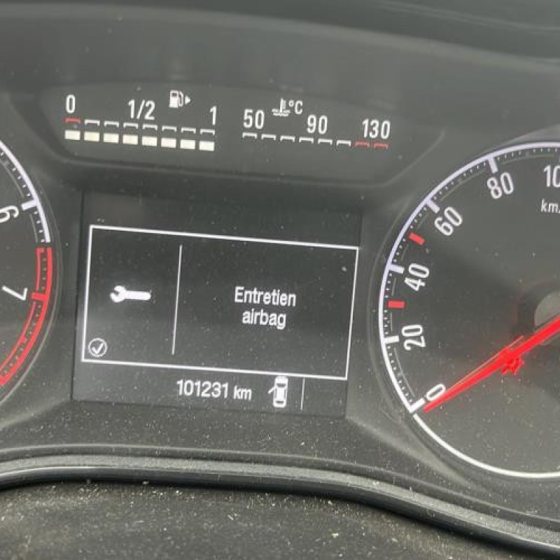 Pare boue arriere droit OPEL CORSA E Photo n°10